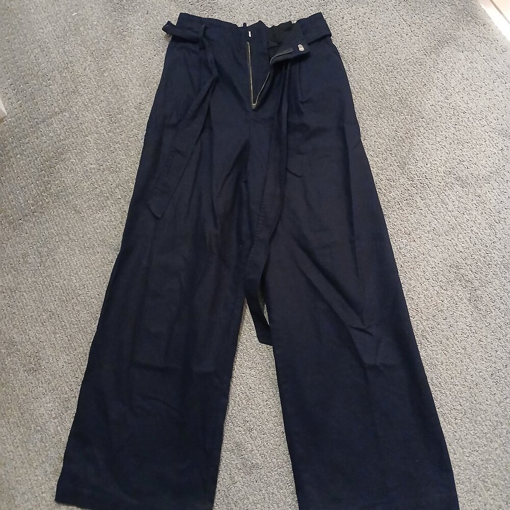Uniqlo Office pants